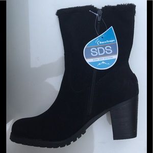 Bare Trap Zelda Ankle Boots Size 8.5M New With Box